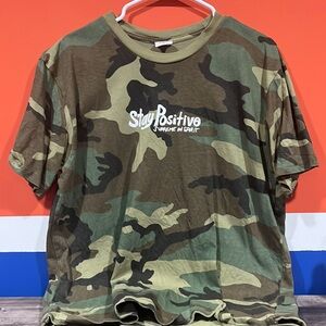 Supreme stay positive tee size medium